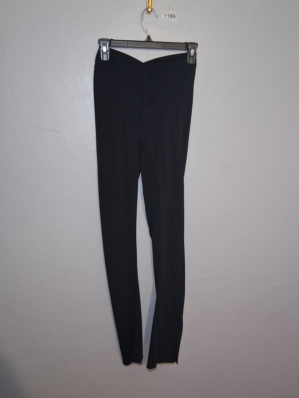 High-Waist Black V-Band Ponte Leggings - Women